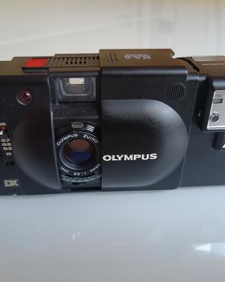 Olympus XA4 macro con flash A11