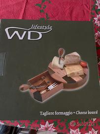 Tagliere formaggi con accessori