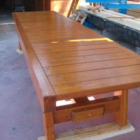 Tavolo in legno misura 400x106 cm
