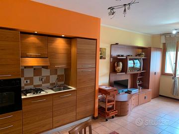 Sabaudia centro casa vaca con clima da Giugno