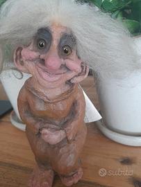 Troll nyform 260, con libretto.