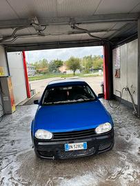 Golf 4