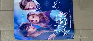 Autografi attori e regista 'Love me Love me'