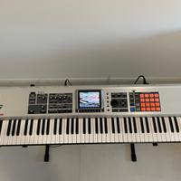 Roland Fantom X7