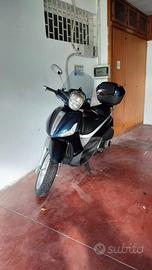 Scooter Piaggio Beverly 300 2013
