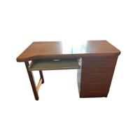 2 Scrivanie in ciliegio con porta tastiera