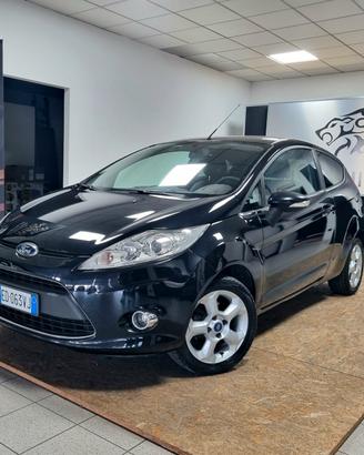 FORD FIESTA 1.2 BENZINA 82CV 3p. TITANIUM NEOPATEN