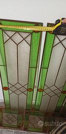 Vetrata in stile medioevale piombata.