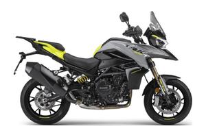 Benelli TRK 902 BENELLI STRADALE
