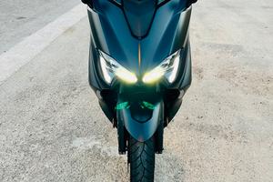 Yamaha T max 560