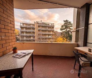 Appartamento di grandi dimensioni fronte ospedale