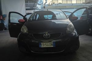 Toyota Aygo anno 2010 benzina