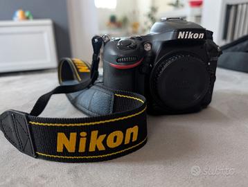 Nikon D7100 + 2 obiettivi + tripod + accessori