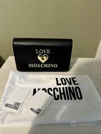 Pochette con tracolla Love Moschino