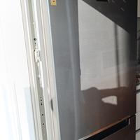 frigorifero grigio  Samsung usato 
