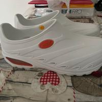 Calzatura ospedaliera