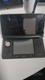 Nintendo 3ds + caricabatterie e case