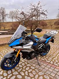 Suzuki gsx s 1000 gx