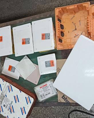 Lotto Materiale elettrico