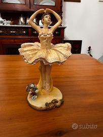 Ballerina in ceramica