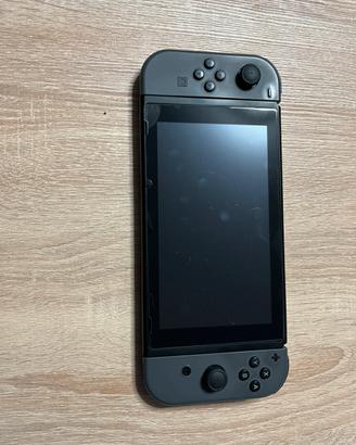 Nintendo Switch 2019 Grigia + SD 256 GB + Access.