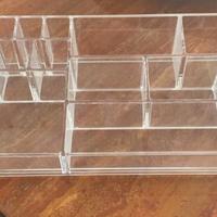 porta oggetti-  trucchi e pennelli