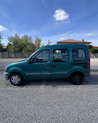 Renault Kangoo 1.4cc benzina