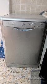 Lavastoviglie Indesit