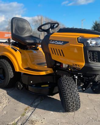 Trattorino tagliaerba Cub Cadet LT1 NR92 PROMO