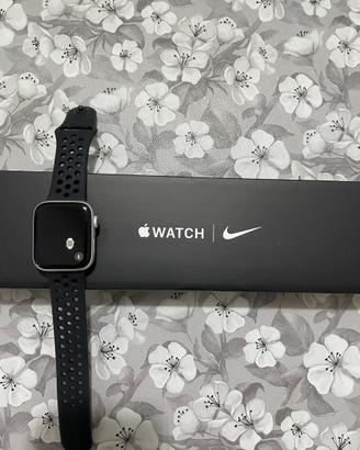Apple watch 6 Nike 44 mm GPS