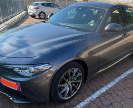 Alfa Romeo Giulia Super