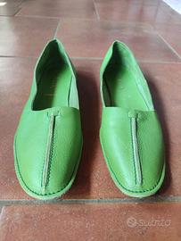 scarpe mocassini Prada in pelle verde