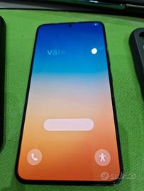 Samsung Galaxy S22 5G 128GB – Pari al Nuovo