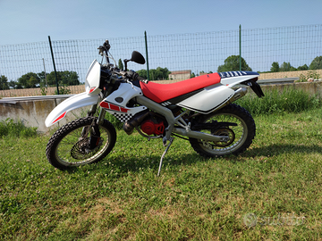 Moto enduro DERBI Senda 50 - 2T