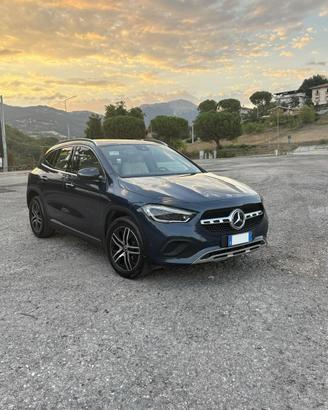 Mercedes-Benz GLA 200d 4Matic Automatic
