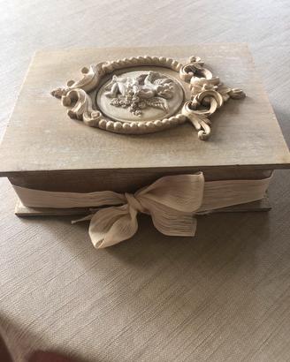 Scatola vintage
