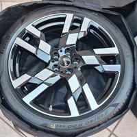 4 Cerchi 20" + gomme Pirelli x Mini Countryman U25