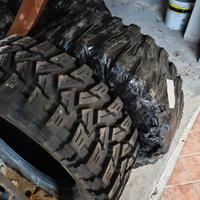 235 60 18 m+s seminuove tassellate