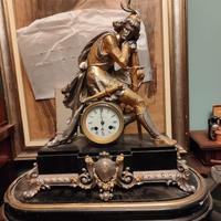 Orologio antico stile impero