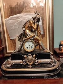 Orologio antico stile impero