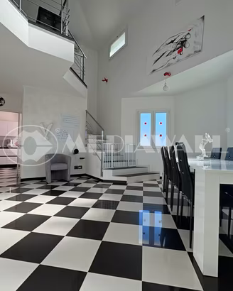 Bifamiliare a Aviano