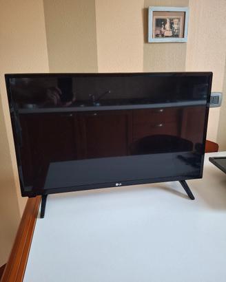 TV led 28 e 25 pollici