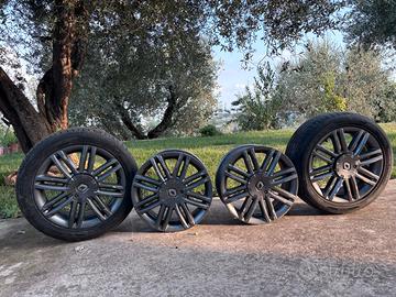 Cerchi in lega RENAULT usati 4 pezzi + 2 gomme.