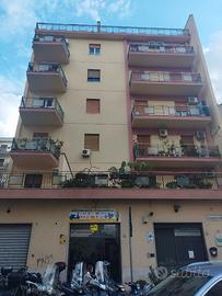 TRILOCALE RISTRUTTURATO IN VIA E.DI BLASI
