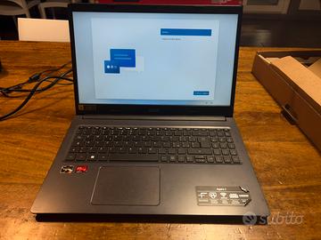 Acer Aspire 3 Ryzen 5 • 15.6”