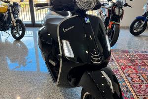Vespa 125 GTS Super NUOVA