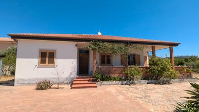 VILLA bifamiliare a Steccato di Cutro