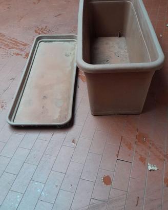 grande vaso da giardino