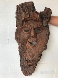 Maschera di corteccia