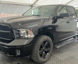 Dodge Ram Classic 5.7 V8 HEMI IVA COMPRESA